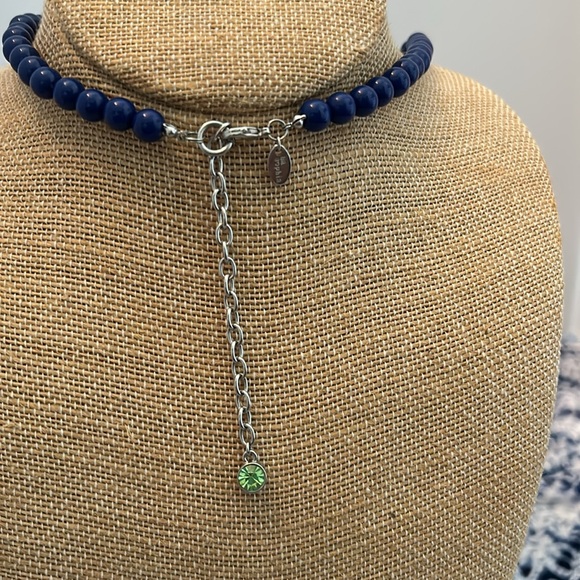 Lia Sophia vintage flower necklace.  Missing one tiny stone.  See pictures. - Picture 5 of 6